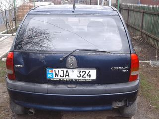 Opel Corsa foto 5