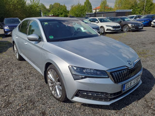 Skoda Superb foto 2