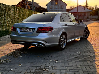 Mercedes E-Class foto 2