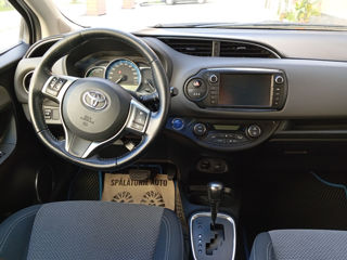 Toyota Yaris foto 7