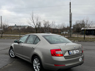 Skoda Octavia foto 3