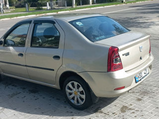 Dacia Logan foto 3