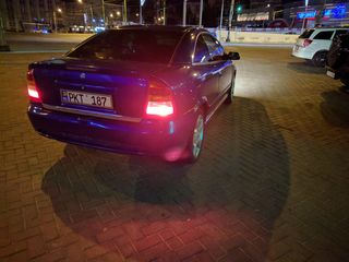 Opel Astra foto 4