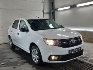 Dacia Logan foto 1