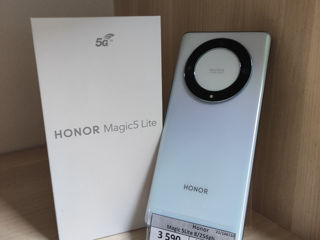 Honor Magic 5Lite 8/256gb 3590Lei
