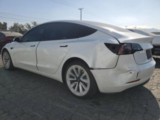 Tesla Model 3 foto 6