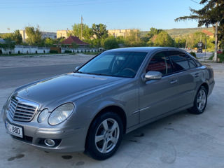 Mercedes E-Class foto 9