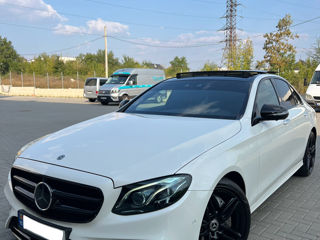 Mercedes E-Class foto 5