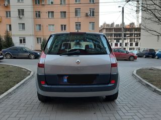 Renault Scenic foto 8