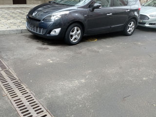 Renault Grand Scenic foto 3