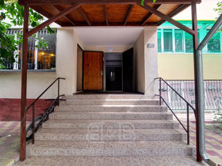 Apartament cu 3 camere, 76 m², Poșta Veche, Chișinău foto 11
