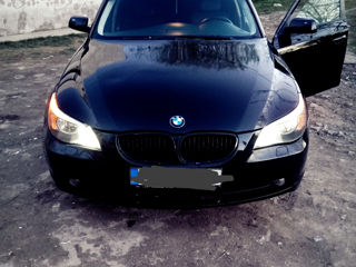 BMW 5 Series foto 1