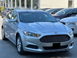 Ford Fusion foto 4