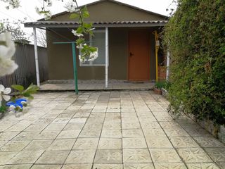 Urgent!!! casa in Edinet (Centru) foto 3