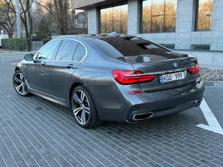 BMW 7 Series foto 4