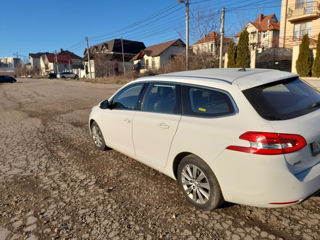 Peugeot 308 foto 2