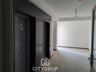 Apartament cu 2 camere, 77 m², Buiucani, Chișinău foto 3