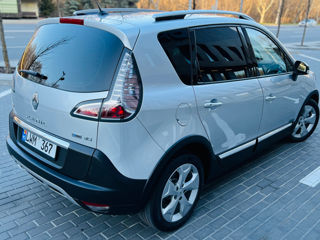 Renault Scenic foto 2