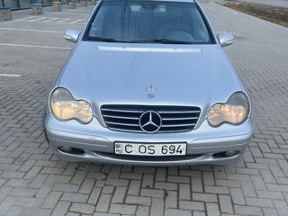 Mercedes C-Class