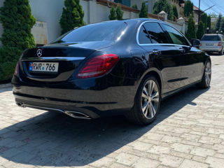 Mercedes C-Class foto 3