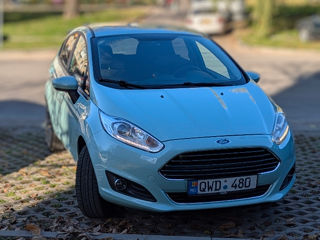 Ford Fiesta foto 4