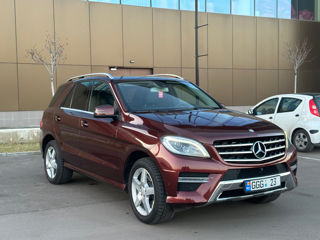 Mercedes M-Class foto 2