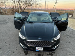 Ford Fusion foto 7