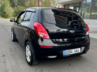 Hyundai i20 foto 2