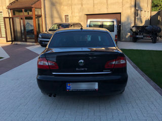 Skoda Superb foto 4