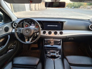 Mercedes E Class foto 6