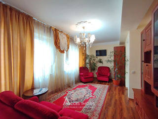 Apartament cu 2 camere, 80 m², Buiucani, Chișinău foto 6