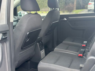 Volkswagen Touran foto 7