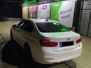 BMW 3 Series foto 4