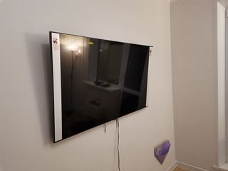 Установка телевизоров на стену.Montarea televizorului pe perete.Montarea suport tv. foto 4