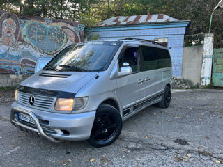 Mercedes Vito foto 2