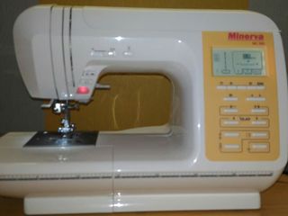 Компьютеризированная швейная машина Minerva MC 300!!! foto 1