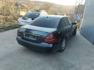 Mercedes E-Class foto 9