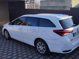 Toyota Auris foto 3