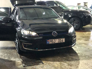 Volkswagen Golf foto 2