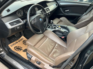 BMW 5 Series foto 7