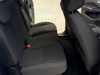 Ford C-Max foto 12