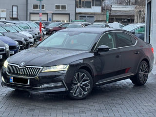 Skoda Superb foto 4