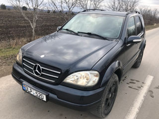 Mercedes M-Class