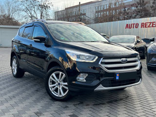 Ford Kuga foto 4