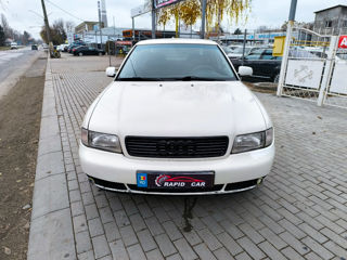 Audi A4 foto 2