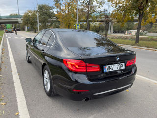 BMW 5 Series foto 4