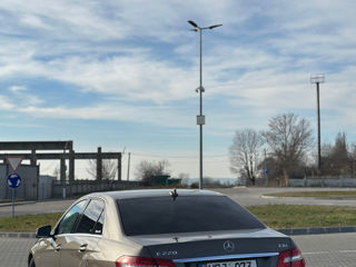 Mercedes E-Class foto 5