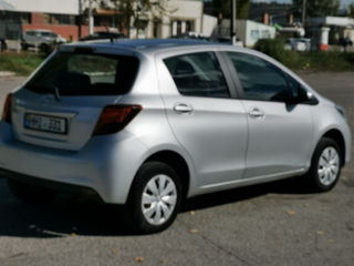 Toyota Yaris foto 4