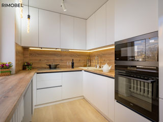 Bucătărie modernă, mat de culoare alb foto 4