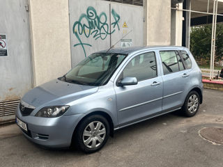 Mazda 2 foto 2